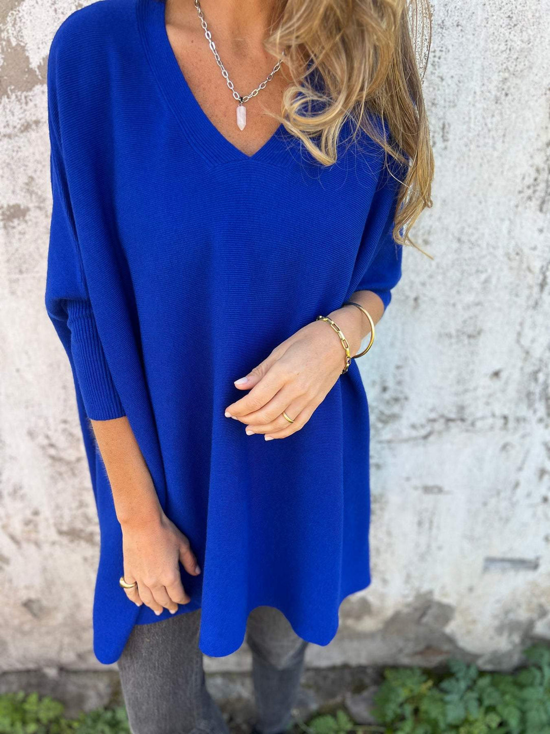 Nell™ Relaxed Fit Knitted V-Neck Jumper