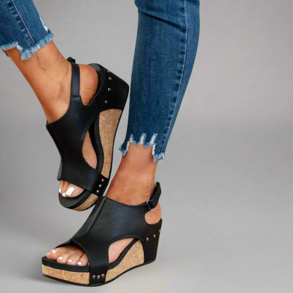 Black / 35
