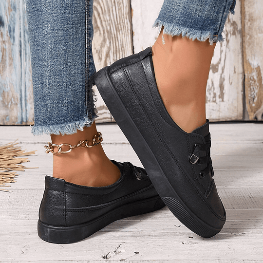 Coraya™ Classic Comfort Sneaker