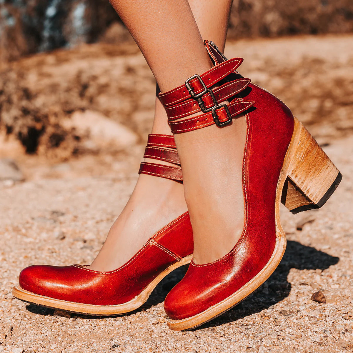 Red / 2