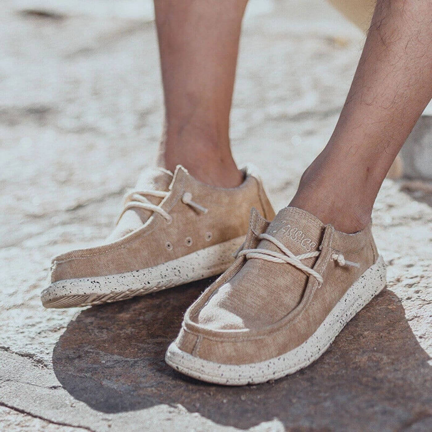 Khaki / 38