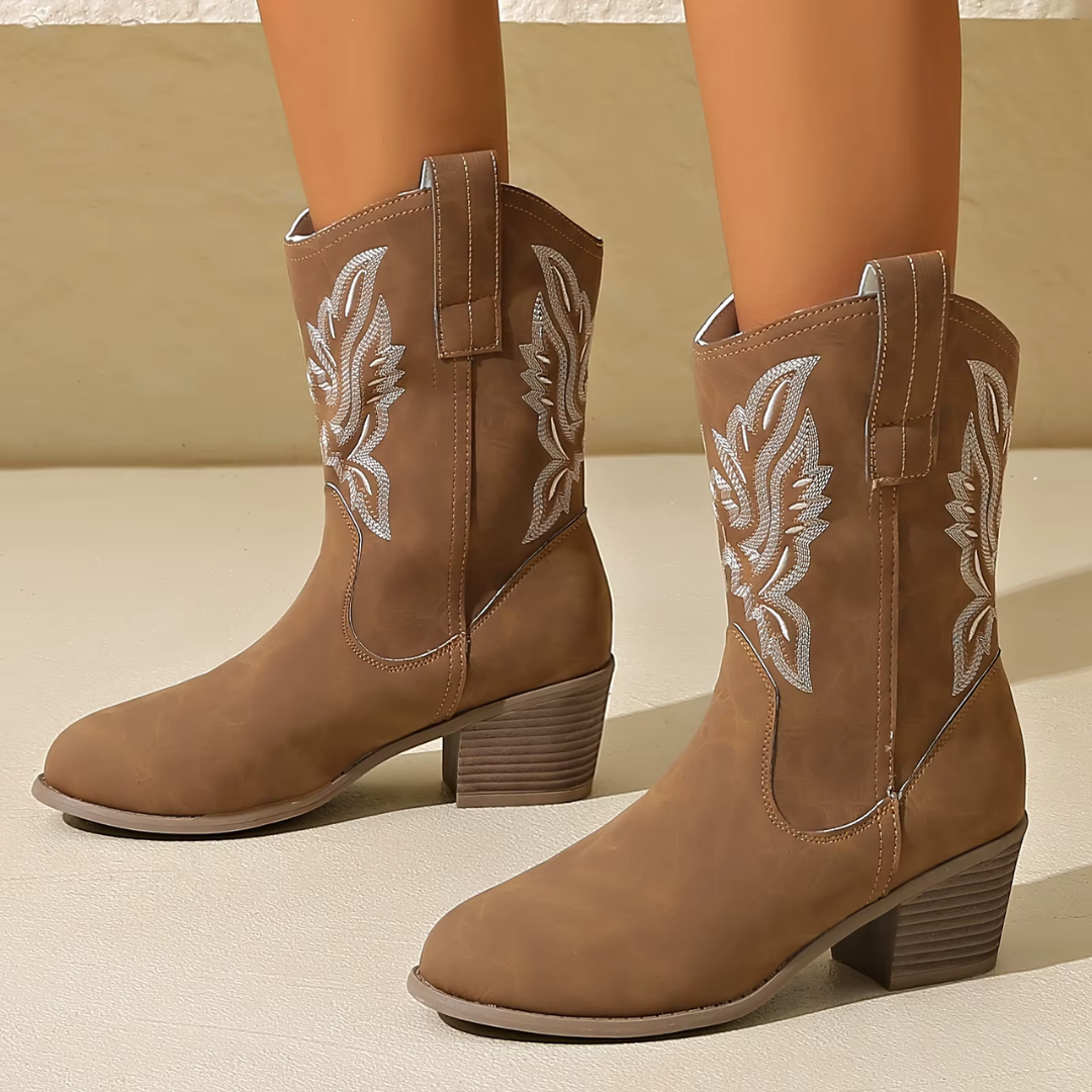 Farah™ Embroidered Cowboy Boots