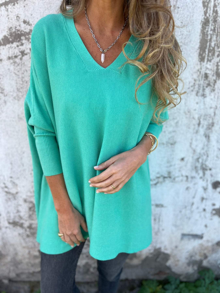 Nell™ Relaxed Fit Knitted V-Neck Jumper