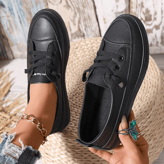 Black / 2