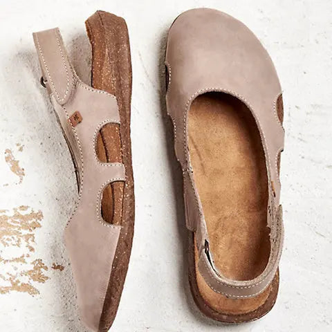 Soleil™ Round Toe Flat Shoes
