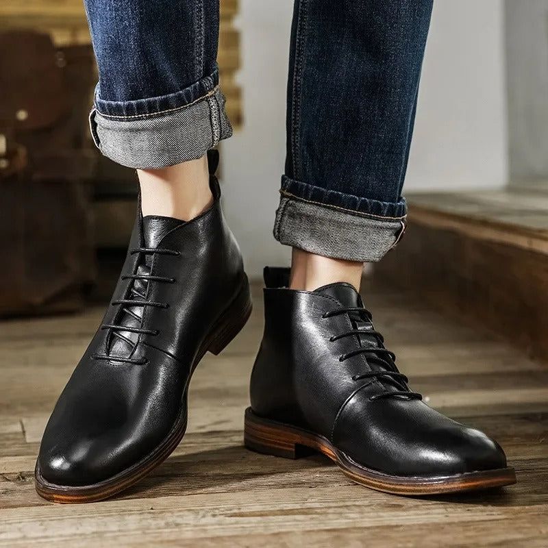 Black / 6