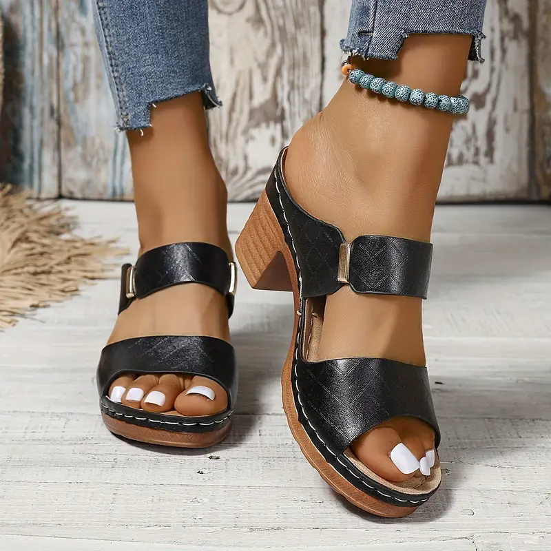 Black / 3